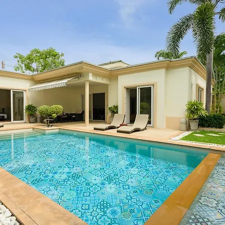Luxury Pool Villa 3Br 6-8 Persons (Adults Only)